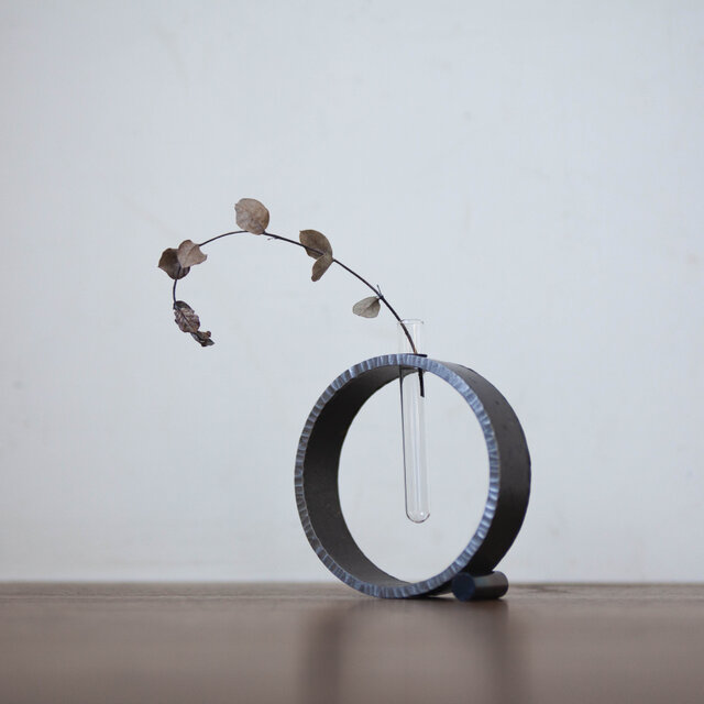 アイアン 一輪挿し【鉄とガラスの余白】