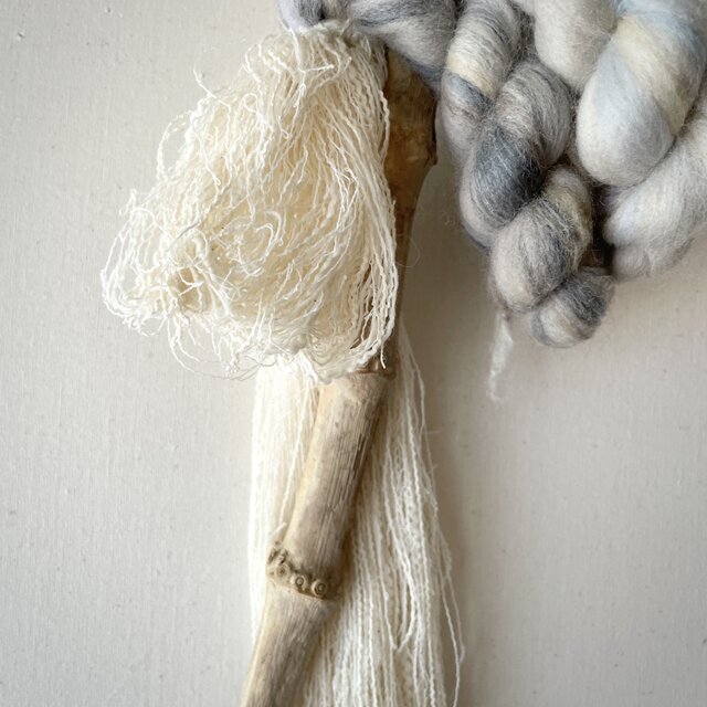 流木 オブジェ 『貝の記憶を聴く。』 | iichi 日々の暮らしを心地よく