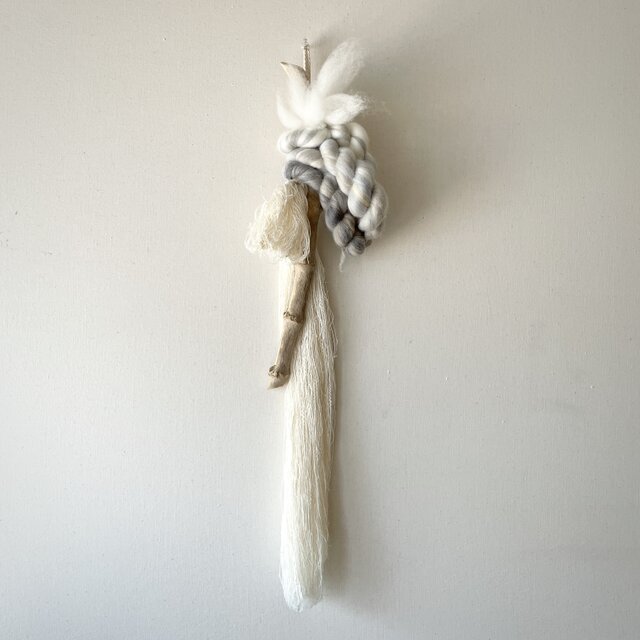 流木 オブジェ 『貝の記憶を聴く,a.』