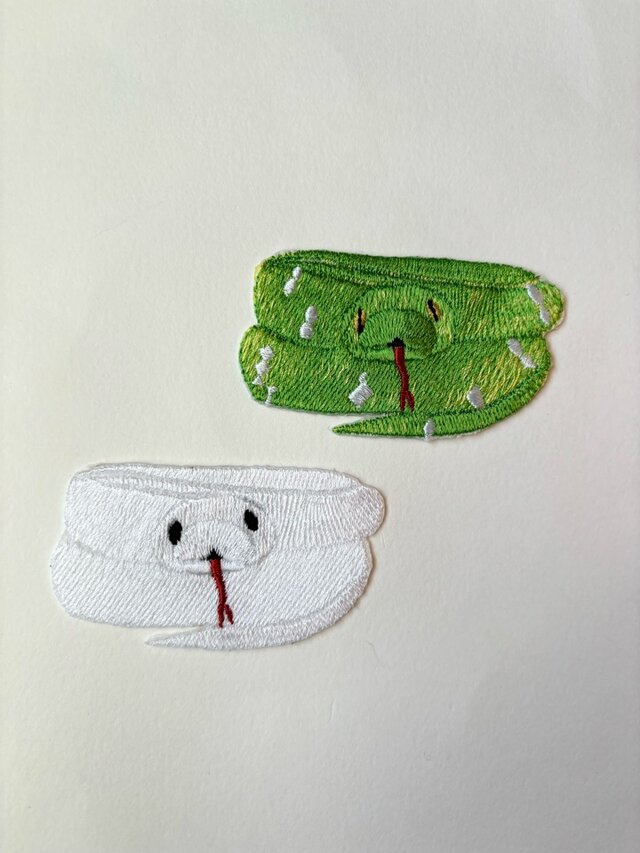 刺繍ワッペン■蛇■グリーンパイソン■白蛇