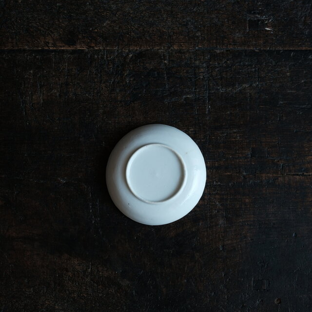見込みに巻物◇素朴な風景図 瀬戸焼 赤絵金彩小皿 骨董/antiques 器 古
