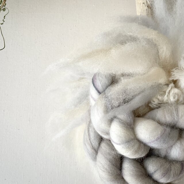 流木 オブジェ 『貝の記憶を聴く,a.』 | iichi 日々の暮らしを心地よく