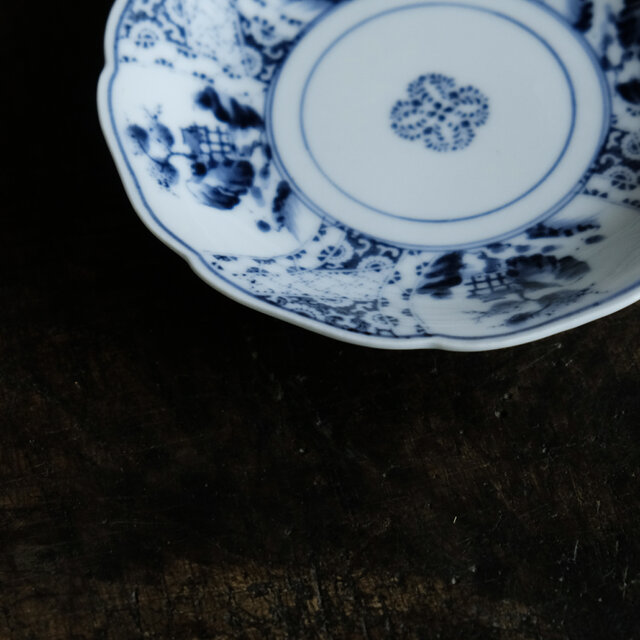 黒染付で素敵◇瀬戸焼 花文黒染付印判中皿 骨董・antiques 古