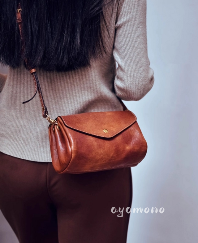 【受注製作】厳選牛革レザーポーチ バッグ 肩 斜め掛け 収納大容量 KS097