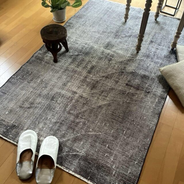 105×172 ダークグレイ　オーバーダイ　ワンカラー　トルコヴィンテージラグ 105×172 ダークグレイ オーバーダイ ワンカラー トルコ