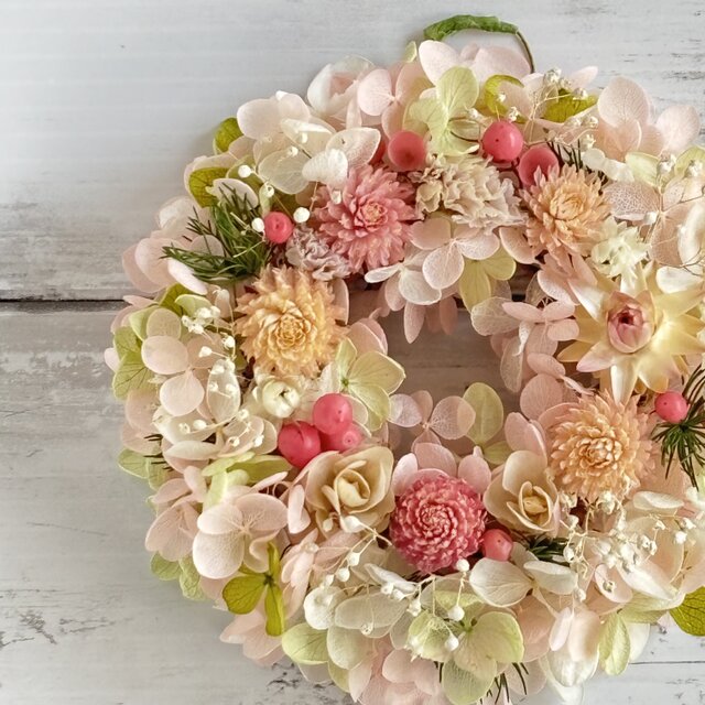 〜小春日和〜✨メモリーカフェ✨　オーダーハンドメイドリース かわいいお花たちの玄関リース リース Rosa Cherry 通販