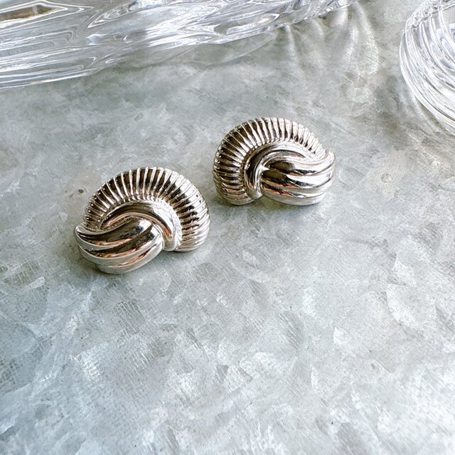 YM24-【 Monet 】モネ・ヴィンテージイヤリング 1980s Silver Tone Swirl