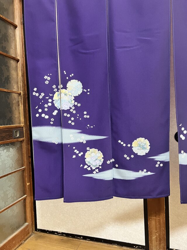 【着物リメイク】のれん【留袖】⠀ 留袖着物リメイク：のれん、とてもお洒落な暖簾です、 お部屋の