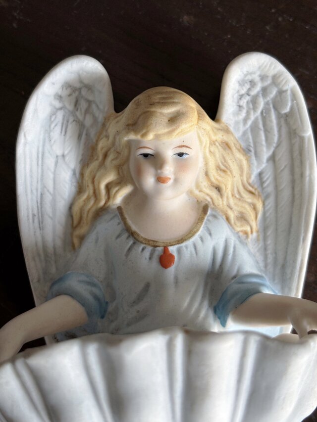 ビスク製 天使 ベニティエ 聖水盤 水色 フランス アンティーク 0502291