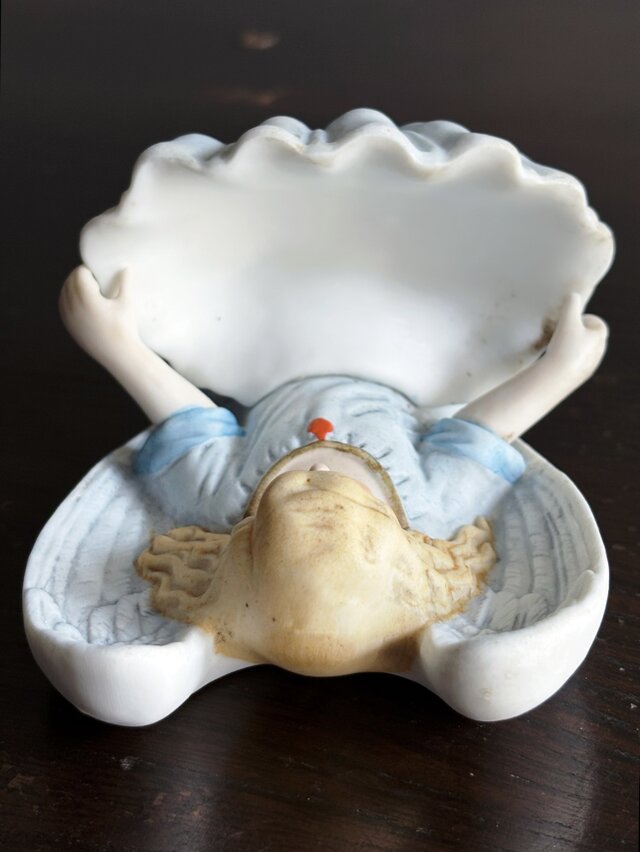 ビスク製 天使 ベニティエ 聖水盤 水色 フランス アンティーク 0502291