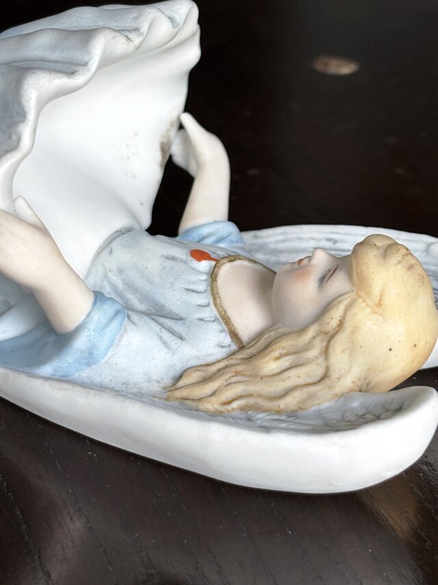 ビスク製 天使 ベニティエ 聖水盤 水色 フランス アンティーク 0502291