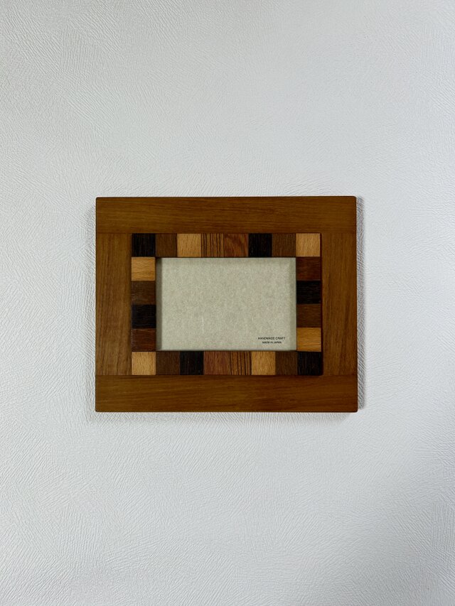 チーク無垢材を天然オイルで仕上げたフォトフレーム