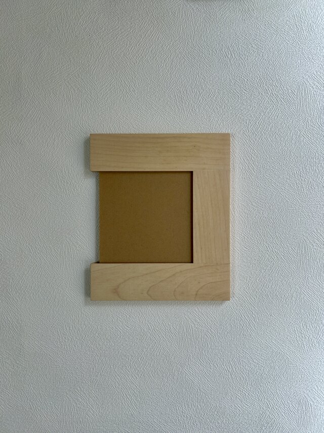 ホワイトシカモア無垢材を天然オイルで仕上げたフォトフレーム