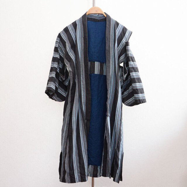 野良着 着物 木綿 着丈長め 黒縞模様 藍染無地裏地付き ジャパンヴィンテージ
