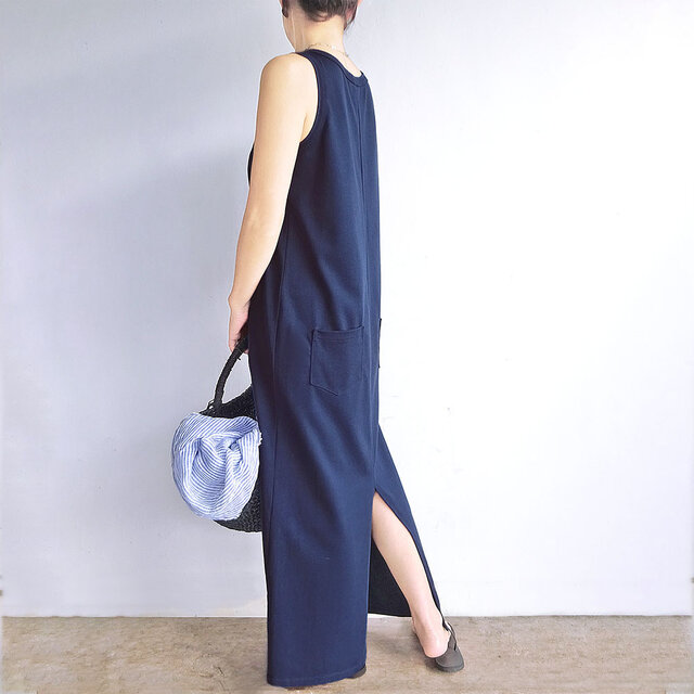 ネイビー ノースリーブ ロングワンピース
