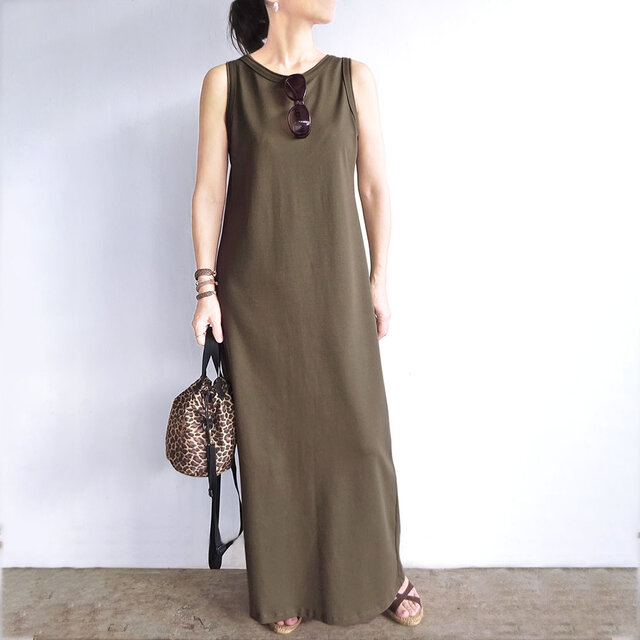コットンリブ ノースリーブロングワンピース（カーキ） | iichi