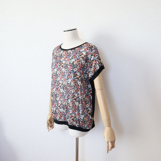 リバティ　ドリームスオブサマーとリネンニットの半袖カットソー