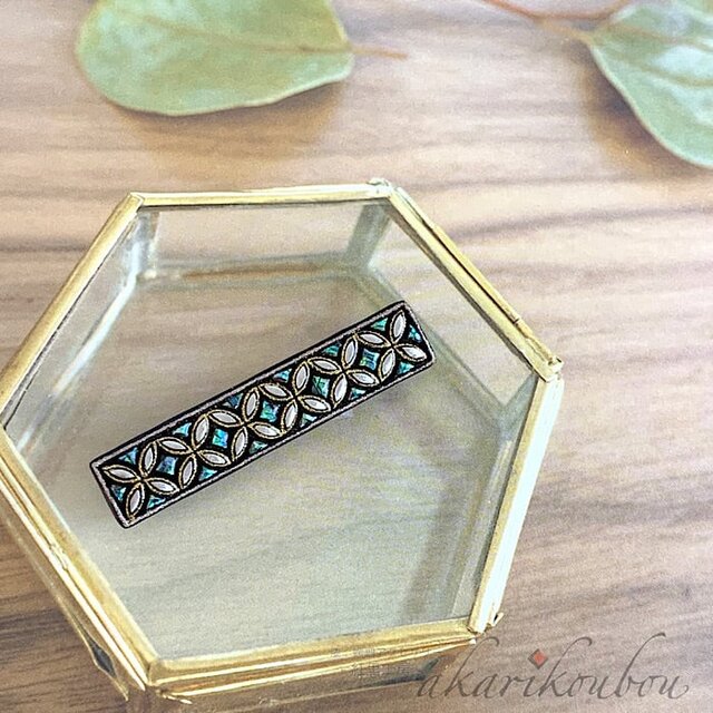 漆器 金箔&プラチナ箔 螺鈿 純金蒔絵 金沢箔ブローチ 青貝螺鈿 プラチナ箔 七宝つなぎ紋様 漆