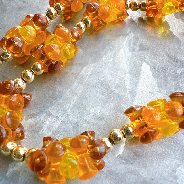 N99-ヴィンテージネックレス U.S.A. 1960〜70s Amber Color