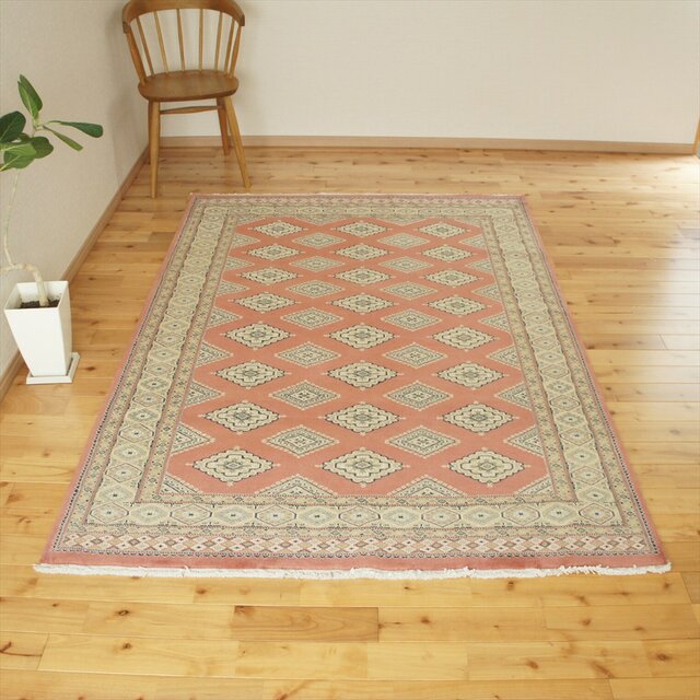 パキスタン絨毯 ラグ 206x142cm 軽くて畳める手織りラグ ピンク