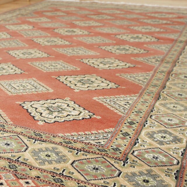 パキスタン絨毯 ラグ 206x142cm 軽くて畳める手織りラグ ピンク