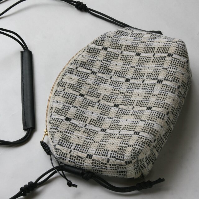 長財布が入る！手織りミニショルダー【ヤムトランズ】