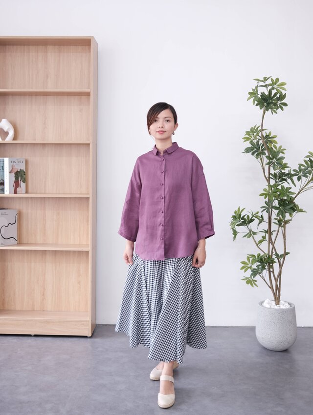 襟付きシャツ　リネン100％・プラム色