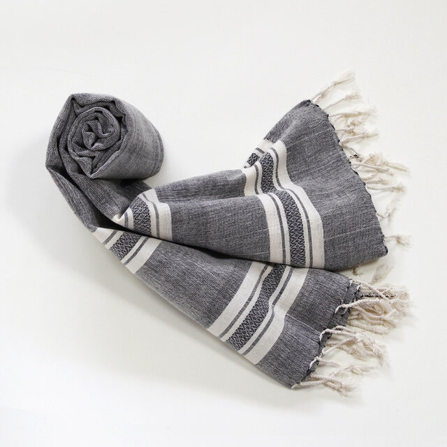 【手織り】ケニアの綿織物 キコイ（ Kikoi ）ショール大判 ストール 羽織る