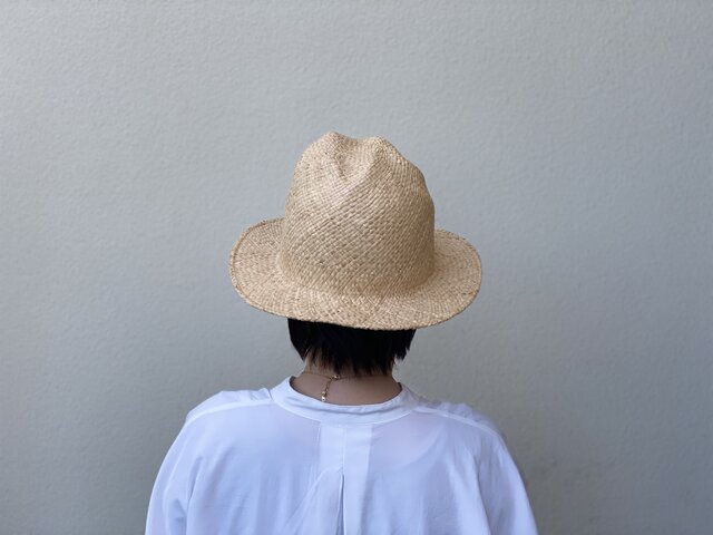 オリジナルのゴツゴツ木型で作った麦わら帽子 | iichi 日々の