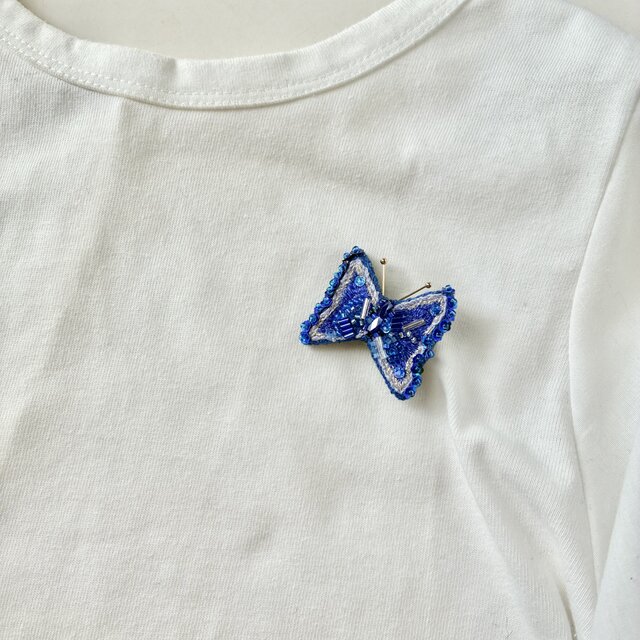 きらり青い花蝶