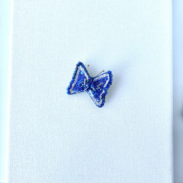 きらり青い花蝶