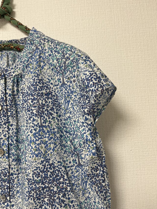 再販】毎日着られる大人服 フレンチスリーブブラウス リバティ