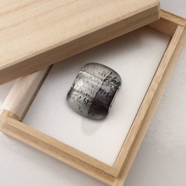 墨×銀箔　vol.1　ガラス帯留