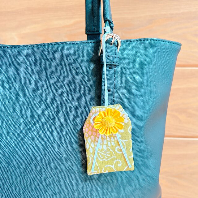 あの日のヒマワリ）元巫女が作る花のお守り袋 | iichi 日々の