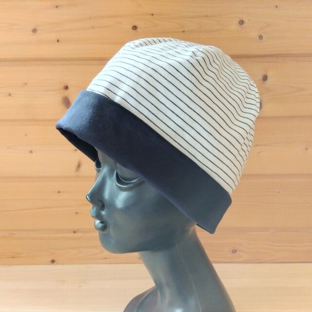 やや薄手細ボーダーニットのリバーシブルケア帽子 [size58]＊(オフホワイト×ダークネイビー)×ネイビー