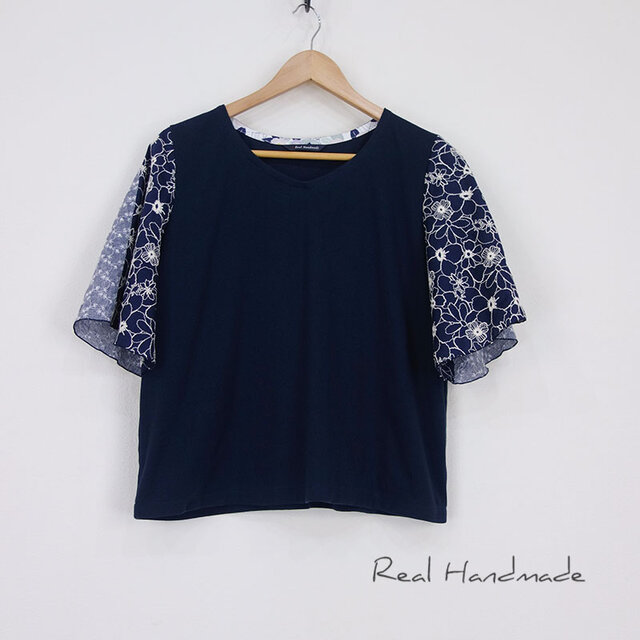 ラスト！[予約販売] ネイビー×花刺繍レースのひらり袖プルオーバー