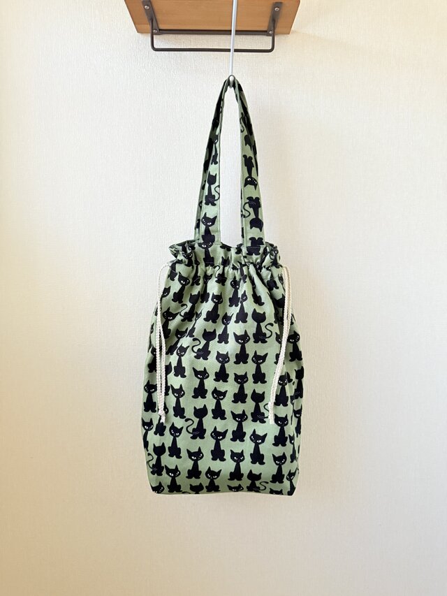 保温保冷シート付き巾着型エコバッグ・大きめ（黒猫）