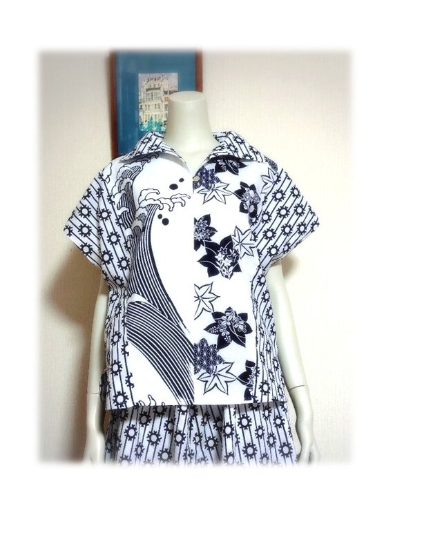 104　1点物　プルオーバーシャツ　浴衣リメイク　３種類の浴衣地　抜き衿　クロップド丈　綿　ゆったり　涼しい