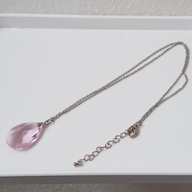 ピンクしずく型ネックレス | iichi 日々の暮らしを心地よくする