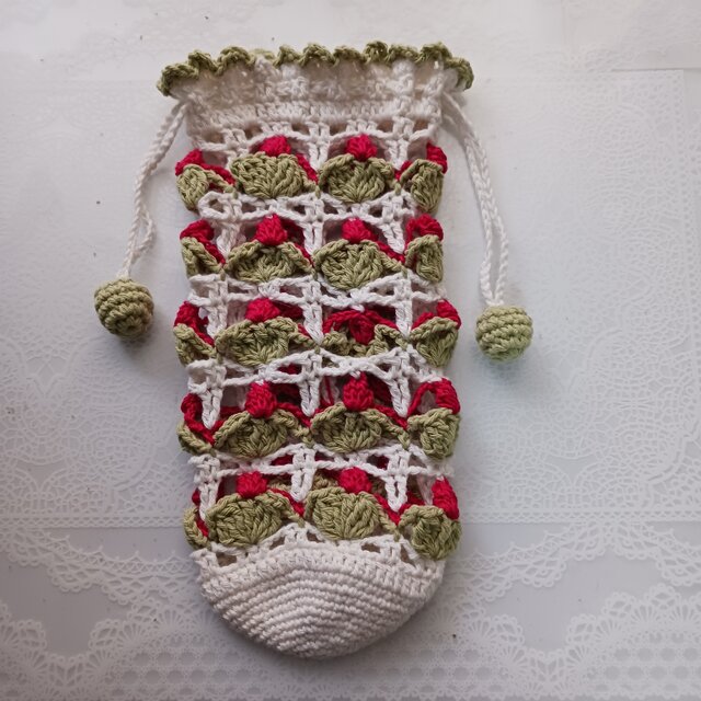 チューリップ模様のペットボトルカバー