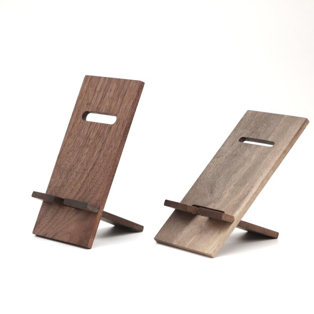 2段階角度調整】組み立て木製スマホスタンド〈ウォールナット