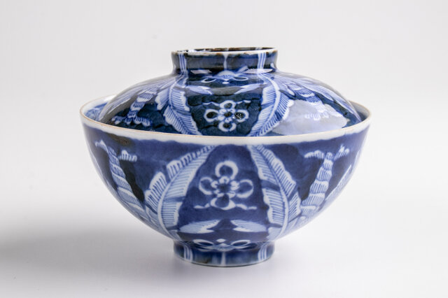 古伊万里 白抜き草花文 蓋茶碗 1客 江戸後期 E1275 | iichi 日々の