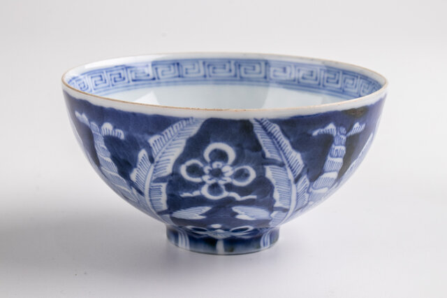古伊万里 白抜き草花文 蓋茶碗 1客 江戸後期 E1275 | iichi 日々の