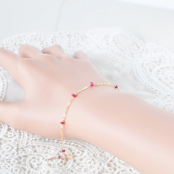 14kgf/「赤い糸」 ルビー ブレスレット | iichi 日々の暮らしを