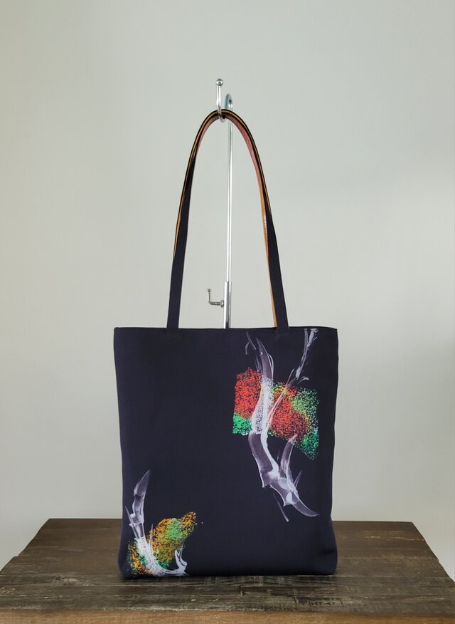 ハンドメイド　着物地のトートバッグ　小さいバッグ 着物地のトートバック | iichi 日々の暮らしを心地よくする