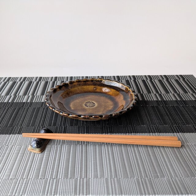 飴色の花びら小皿　【手仕事　民藝　和　陶器】