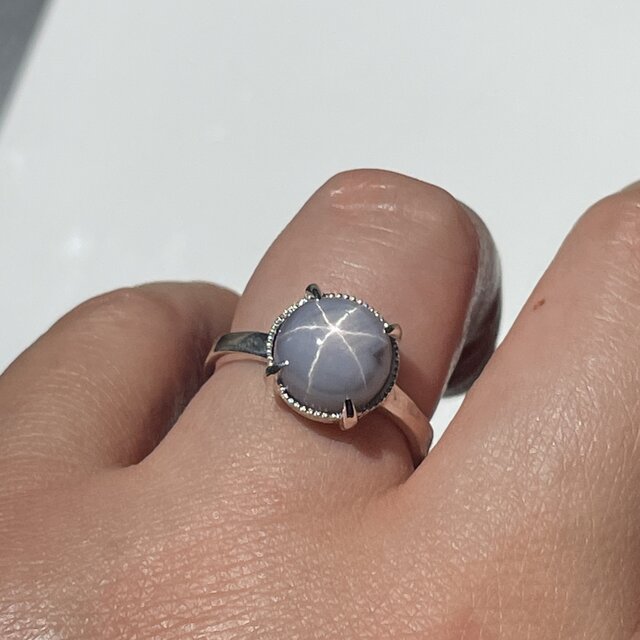 スターサファイア 9.6ct ラウンドカボション ミル爪 シルバーSV925 