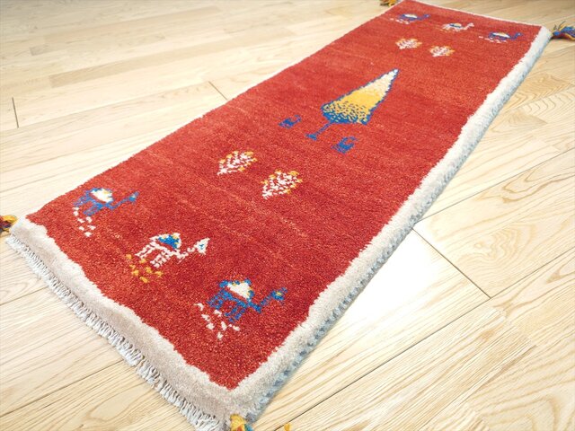 ペルシャ　ギャッベ ミニランナー　120×43 黄金色　糸杉 ペルシャ ギャッベ ミニランナー ラグ 115x40㎝ 茜色 ベージュ