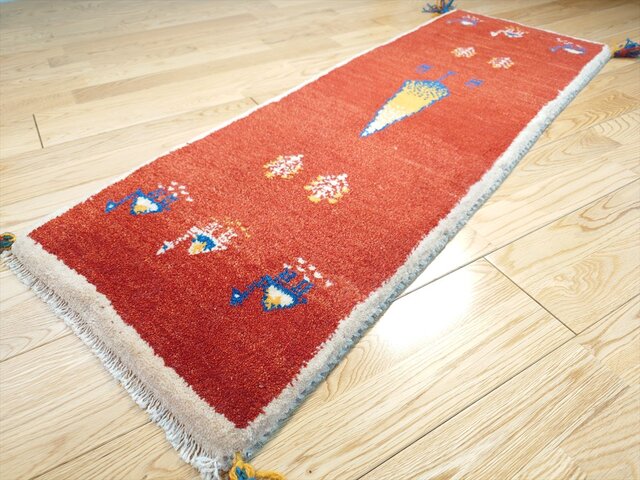 ペルシャ ギャッベ ミニランナー ラグ 115x40㎝ 茜色 ベージュ 糸杉