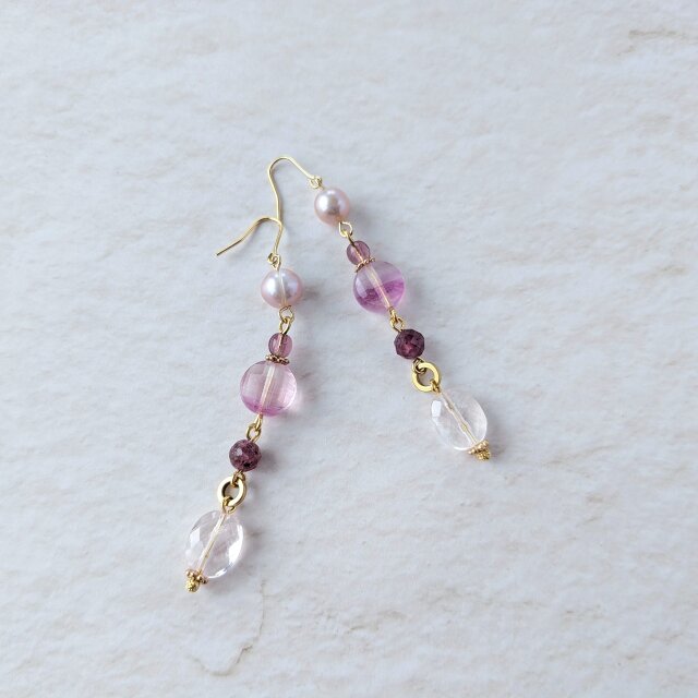 金具変更OK　ローズクォーツのイヤーアクセサリー（P1084）